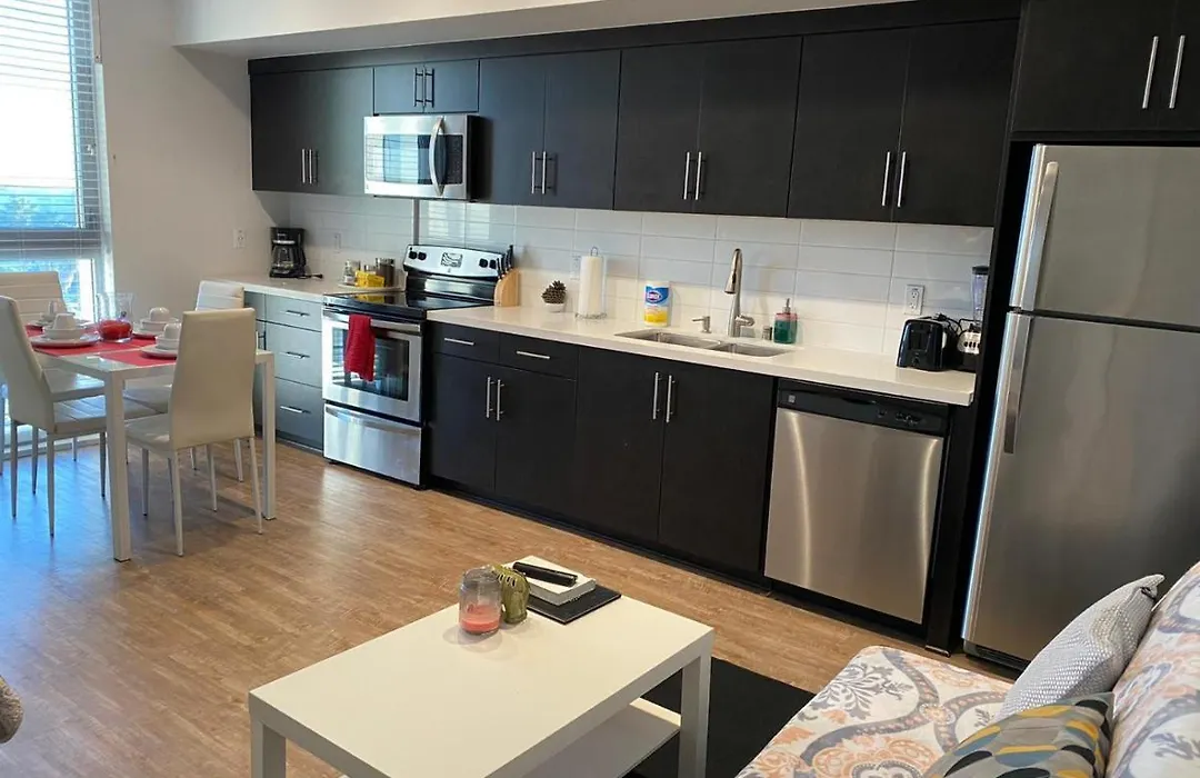 Incredible Hollywood Loft Free Parking-1
