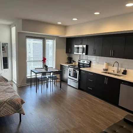 Incredible Hollywood Loft Free Parking-2